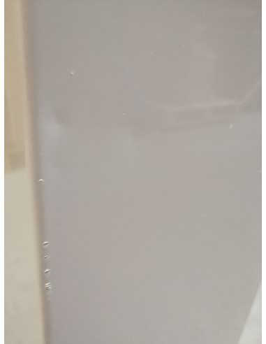 Stolik kosmetyczny pod urządzenie 091