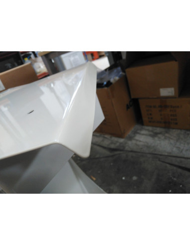 STOLIK KOSMETYCZNY POD URZĄDZENIE 083