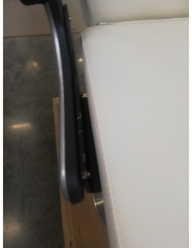 Fotel podologiczny hydrauliczny...