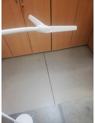 Lampa zabiegowa glow 6019 na statywie