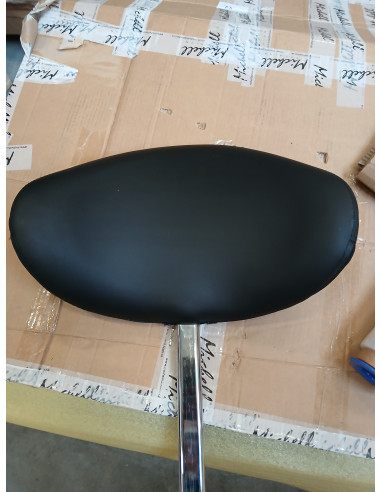 Taboret kosmetyczny 1004 Giovanni czarny