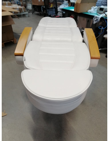 Fotel kosmetyczny elektr. Lux biały