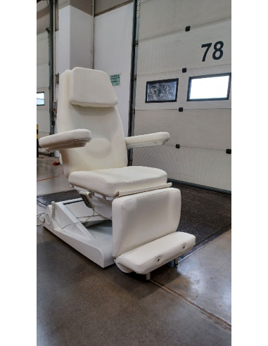 Fotel kosmetyczny podoloogiczny...