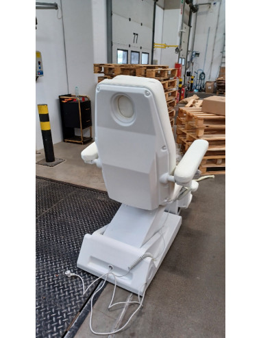 Fotel kosmetyczny podoloogiczny...