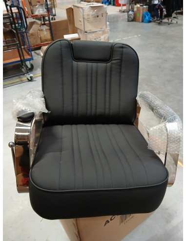 Gabbiano fotel barberski Rufo czarny