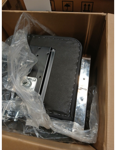 Gabbiano fotel barberski Rufo czarny