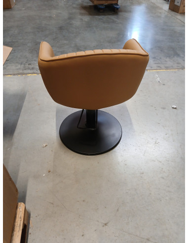 Fotel fryzjerski Lukas B35 Karmelowy