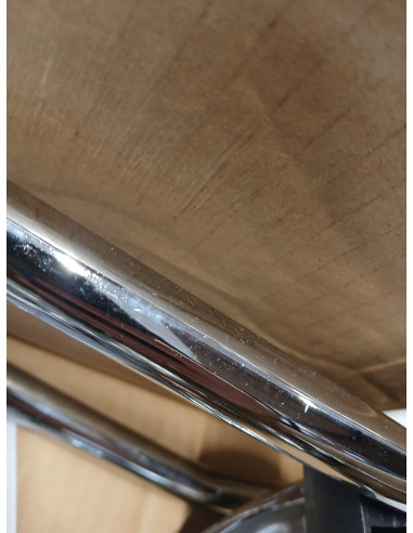 Taboret kosmetyczny do pedicure A-007...