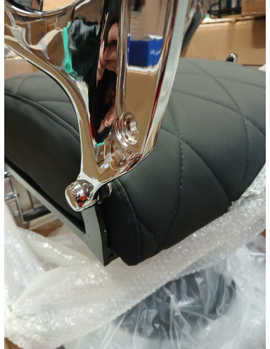 Gabbiano fotel barberski Dario czarny