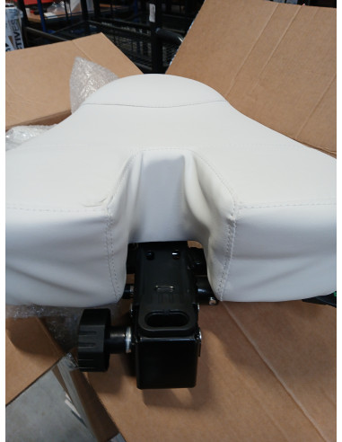 Taboret podologiczny 1005 Giovanni biały