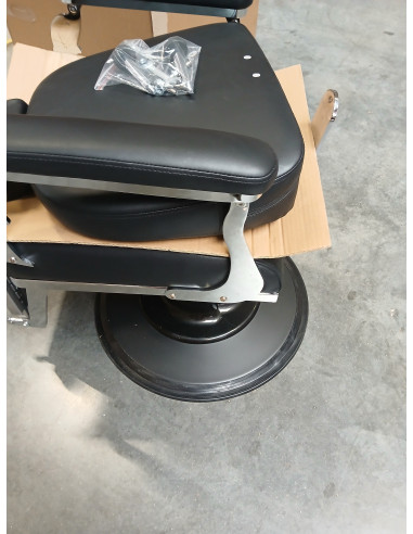 Fotel barberski Gabbiano Elias czarny