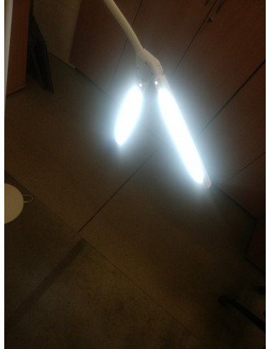 Lampa zabiegowa glow 6019 na statywie