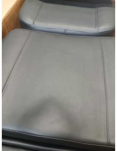 Elektryczny fotel kosmetyczny SILLON...