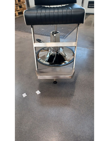 Fotel barberski Gasparo B-02 czarny